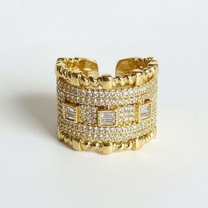 THICK BAND GOLD CZ STATEMENT ADJUSTABLE RING